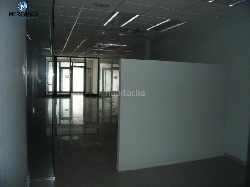 Foto e6c6dcf3-03b9-4200-bea7-ac360c4ca221. Local comercial local en venta en calle miguel fluiters, 41, en Guadalajara