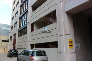 Location Local commercial à Simancas. Se alquila nave en calle santa leonor. madrid