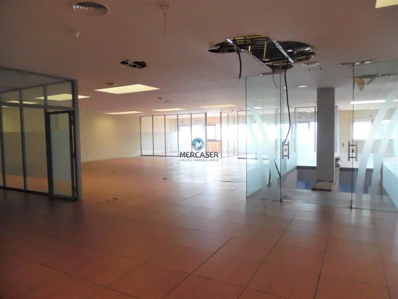 Foto 17391910-4314-41d7-8ba1-8b6704f83ad3. Capannone industriale in Virgen del Rosario Torrejón de Ardoz