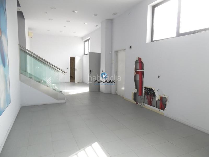 Foto 673777c1-6713-45e8-97eb-00fce3bdb438. Capannone industriale in Virgen del Rosario Torrejón de Ardoz