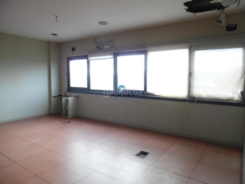 Foto 68e6e3aa-2bc7-407c-85cb-5384f0908879. Capannone industriale in Virgen del Rosario Torrejón de Ardoz