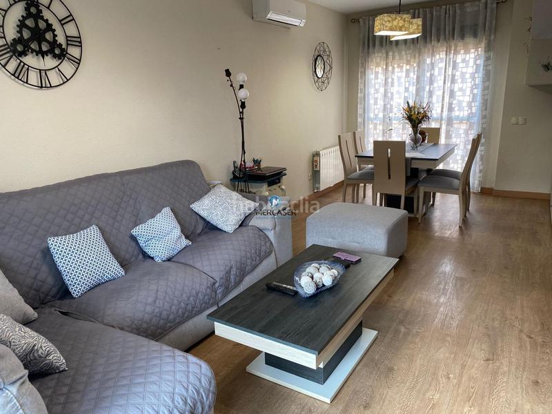 Foto 03b7d69e-7466-45cf-b62b-9a601dd47234. Casa adossada amb aparcament a Meco pueblo Meco