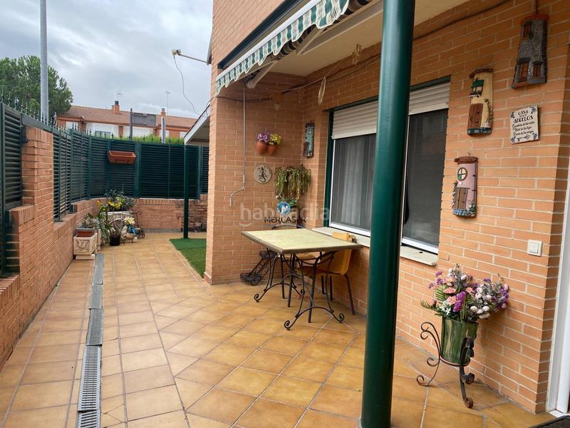 Foto bf39427d-827b-4d41-bd7c-ee6131989c08. Casa adossada amb aparcament a Meco pueblo Meco