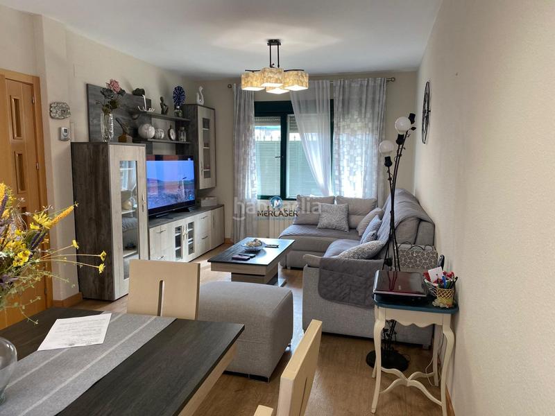 Foto d5477277-334a-4ea4-a68a-a2577c4d3ee9. Casa adossada amb aparcament a Meco pueblo Meco