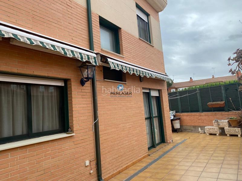 Foto d5efec3e-95c8-4ae3-ac20-e43e000788c2. Casa adossada amb aparcament a Meco pueblo Meco