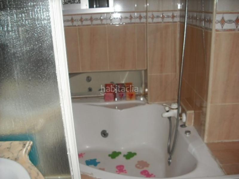 Foto 2c6815f3-9f6a-4c2a-8f56-930a81ae0ca6. Alquiler piso vivivienda en alquier calle licenciado madrid. en Alcalá de Henares