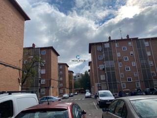 Piso en Chorrillo. Piso en venta, pz san ignacio de loyola, alcal de henares