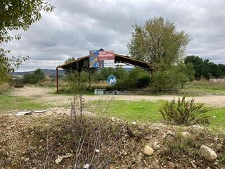 Wohngrundstück in Estación-Manantiales. Terreno urbano para construir en venta en c. la aceña sector sp1