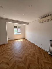 Pis  Del general ricardos. Venta de piso  en la calle general ricardos  oportunidad única!!