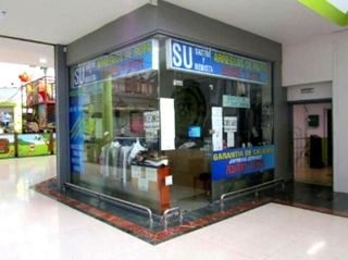 Traspàs Local Comercial  Avenida de los poblados. Oportunidad de traspaso  tienda de arreglos de ropa