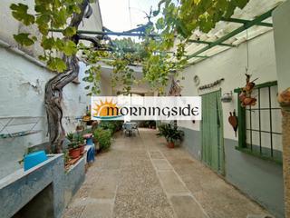 Casa  Calle santiago apóstol. Gran casa en el centro de azután