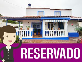 Casa en Colmenar de Oreja. Estupenda casa con piscina en urb. urtajo