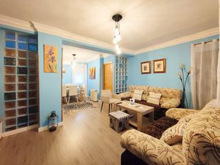 Casa in Colmenar de Oreja. Estupenda casa con piscina