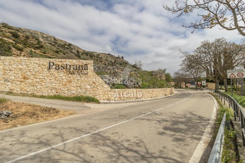 Foto 551e37a8-2969-4046-b580-fa50d11cb4d5. Terreno residenziale in Pastrana