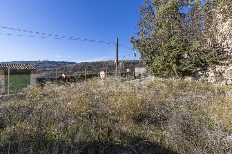 Foto 8ba025ee-26c8-4a88-9889-c338b3833b24. Terreno residenziale in Pastrana