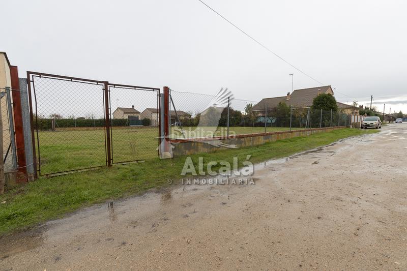 Foto a5d6549a-a374-404d-8bc7-dd200205de92. Terreny residencial a Nieva