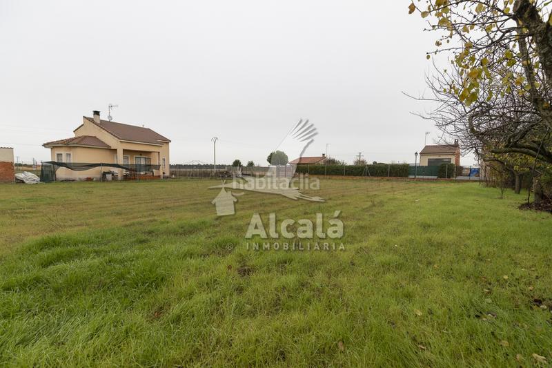 Foto b78c3f3f-6e55-45ee-b13f-1673863f555b. Terreny residencial a Nieva