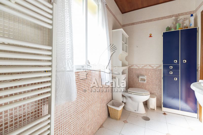 Foto 3824e365-7619-4996-a048-b36d7e8198da. Haus mit heizung in Casco Histórico Alcalá de Henares