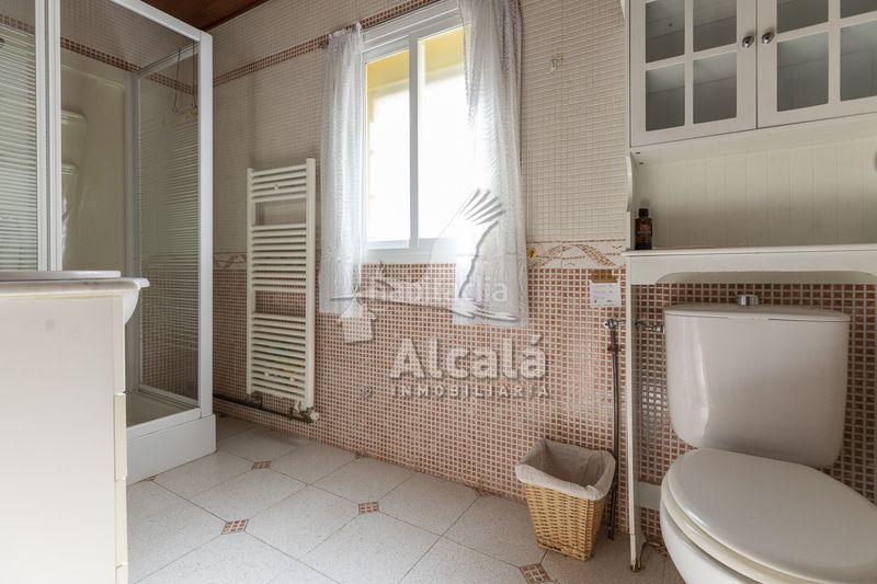 Foto deab9d56-efed-4b40-ad49-38adea834479. Haus mit heizung in Casco Histórico Alcalá de Henares