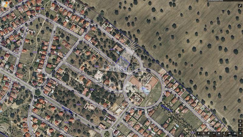 Foto b7056820-a32c-453d-8d2b-26e861403f74. Wohngrundstück in Chiloeches