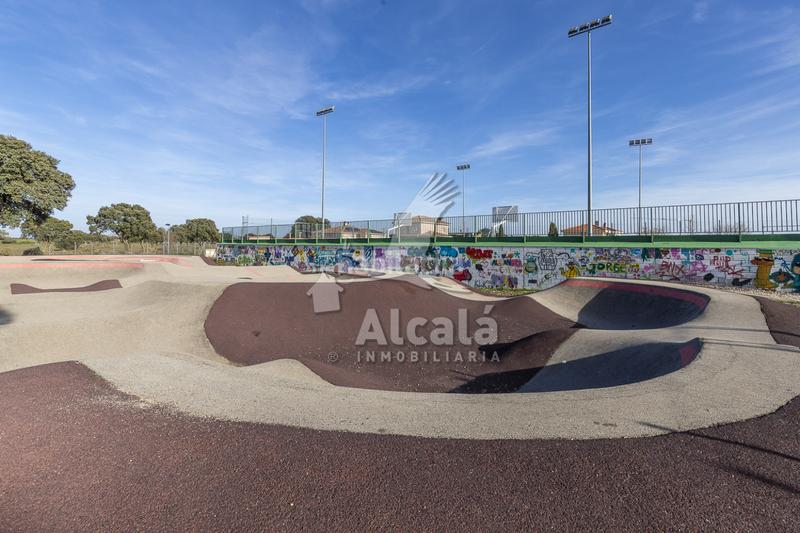 Foto c48e17e0-8a5f-4d58-959d-af83988d4231. Wohngrundstück in Chiloeches