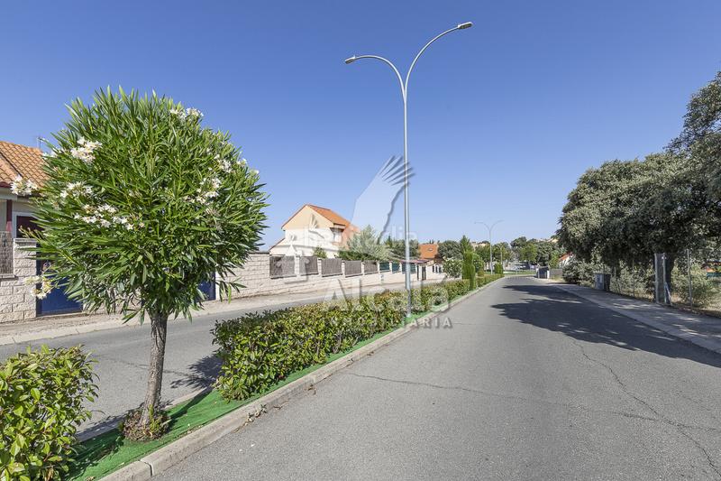 Foto efbbc0b2-7f8d-4777-9612-a284ed341ea5. Wohngrundstück in Chiloeches