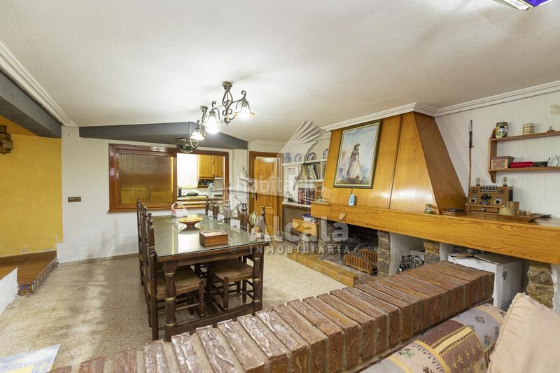 Foto 0fc63178-4a4d-4893-999e-26f840d48c05. Casa amb calefacció aparcament piscina a Camarma de Esteruelas