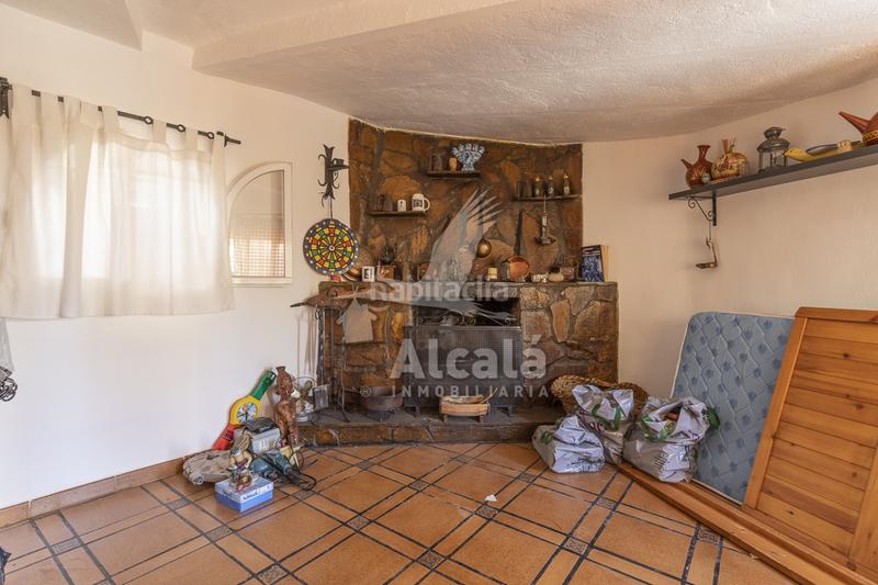 Foto 30594acf-a517-490e-b896-0103653dd723. Casa amb calefacció aparcament piscina a Camarma de Esteruelas