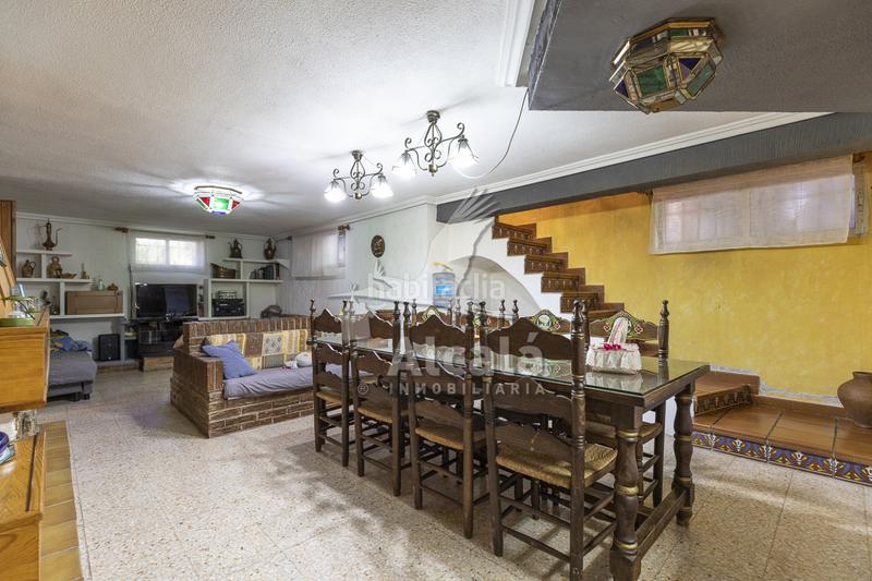 Foto 5f27faf2-a780-4a30-b1dd-55a258a0ebde. Casa amb calefacció aparcament piscina a Camarma de Esteruelas