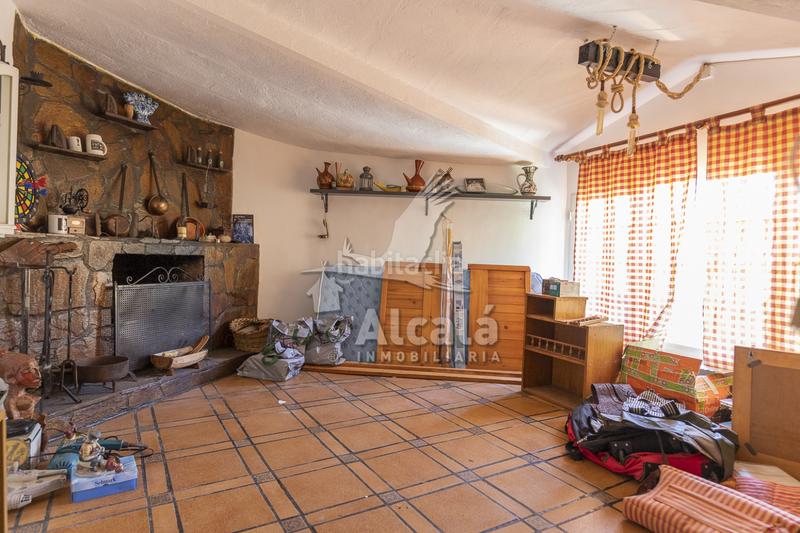 Foto 619acba0-6727-43ea-953a-683485d39b5c. Casa amb calefacció aparcament piscina a Camarma de Esteruelas