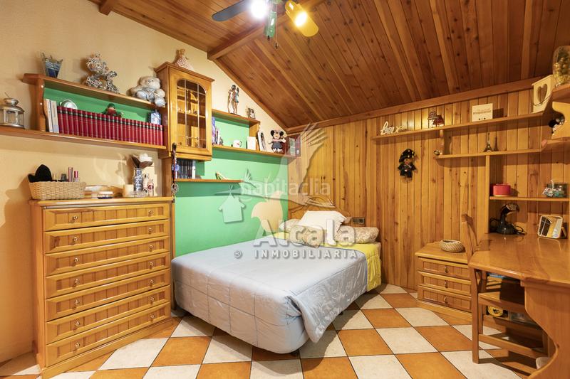 Foto 8483c030-369b-4ea3-a19e-d904327918c2. Casa amb calefacció aparcament piscina a Camarma de Esteruelas