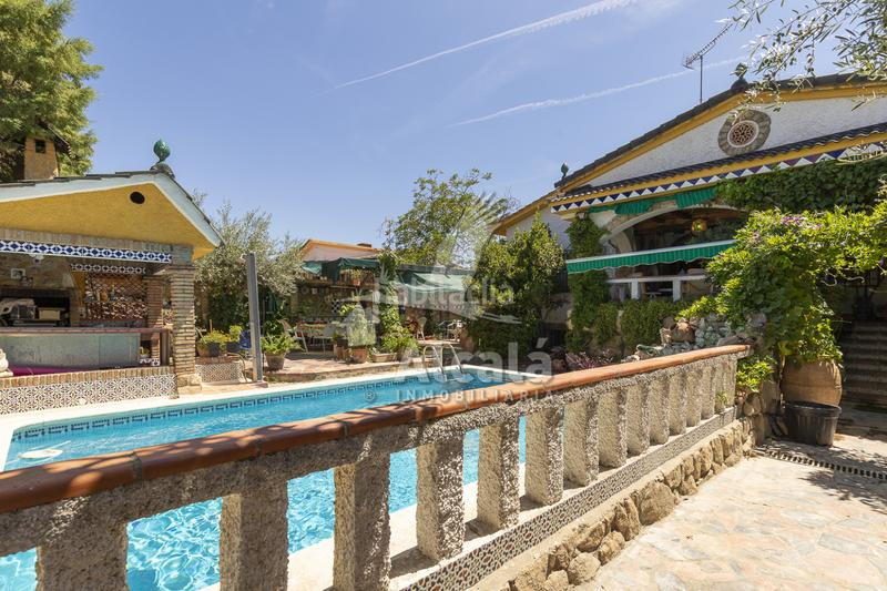 Foto 9bc6cb3c-2464-4f17-bab0-4b14d205278f. Casa amb calefacció aparcament piscina a Camarma de Esteruelas