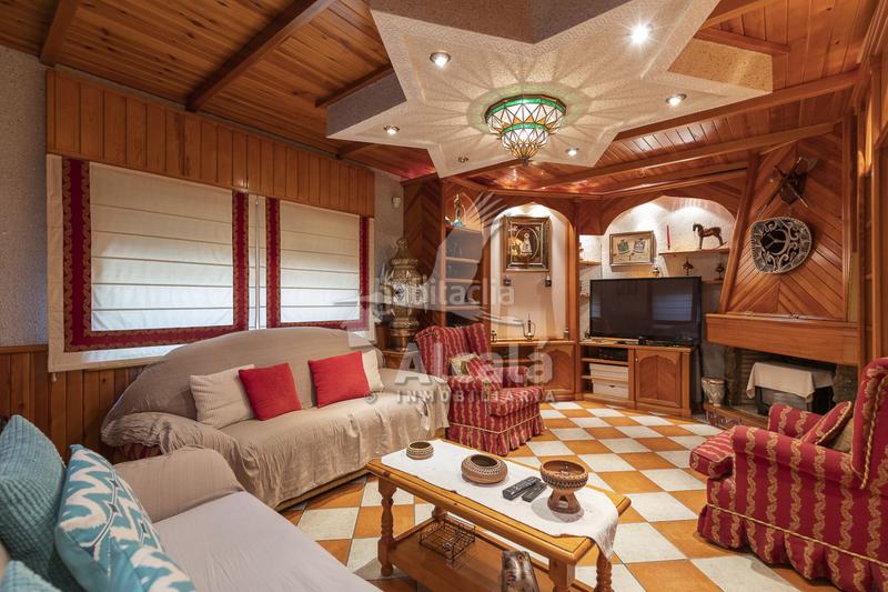 Foto a26bc399-5af9-45a8-b7eb-b54ce591c1e1. Casa amb calefacció aparcament piscina a Camarma de Esteruelas