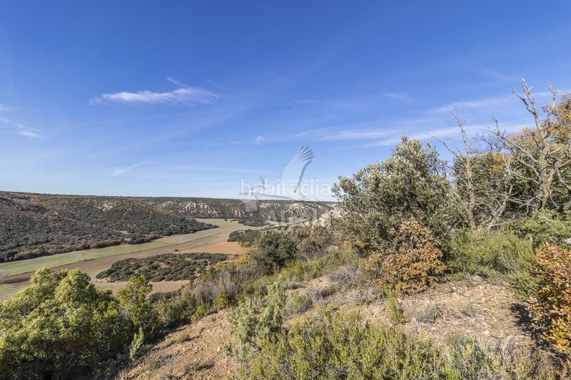 Foto 075b3768-d315-445c-93bb-aac17a6411c4. Terrain résidentiel dans Yebes - pueblo Yebes