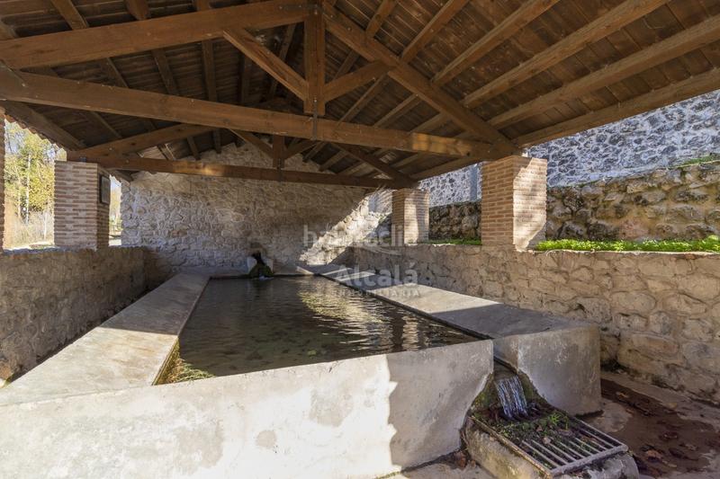 Foto 37ee9c76-fd4a-4c54-9167-b397c7cc0739. Terrain résidentiel dans Yebes - pueblo Yebes