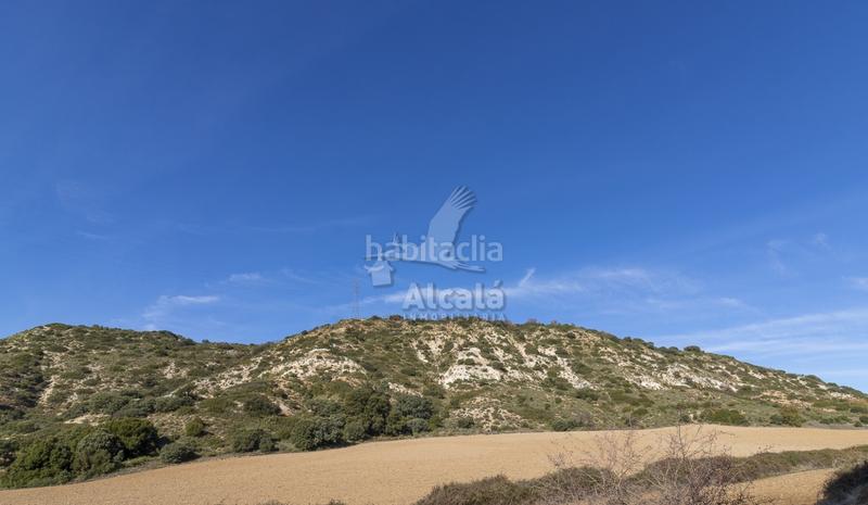 Foto ab7064bf-9af2-4fda-9944-4851d8dc53c7. Terrain résidentiel dans Yebes - pueblo Yebes