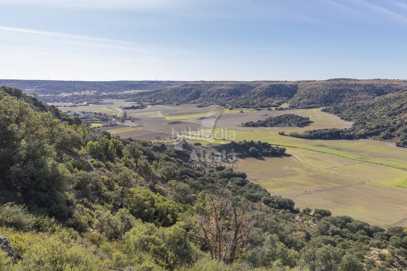 Foto f182719d-d4f1-4982-b5b1-ee3d2ae3f24a. Terrain résidentiel dans Yebes - pueblo Yebes