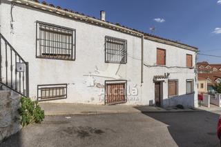 Maison à Santos de la Humosa (Los). Increíble vivienda en los santos de la humosa
