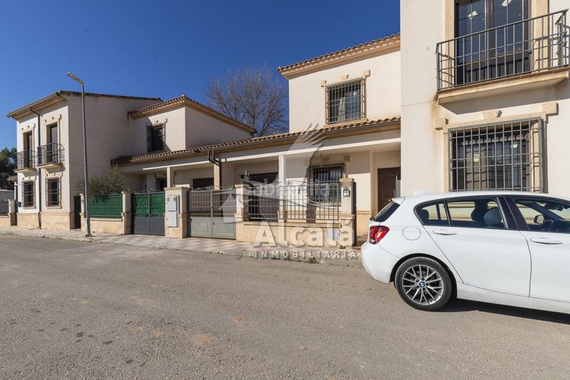 Foto 85d2c8dc-d481-4574-b12c-8d20c59cee9d. Casa amb aparcament a Villa de Don Fadrique (La)