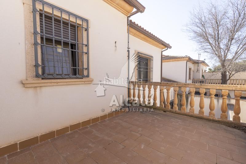 Foto abf71340-3a04-4904-bd14-d906d9dd510a. Casa amb aparcament a Villa de Don Fadrique (La)