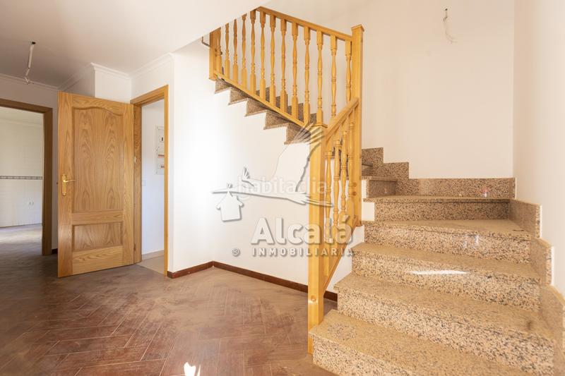 Foto c83003c9-50ee-4f36-ab6c-cca16f4e4f1d. Casa amb aparcament a Villa de Don Fadrique (La)