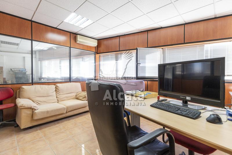 Foto 23ddc81b-2df9-4cf1-9a7b-969fd629d671. Industrial building in Camarma de Esteruelas