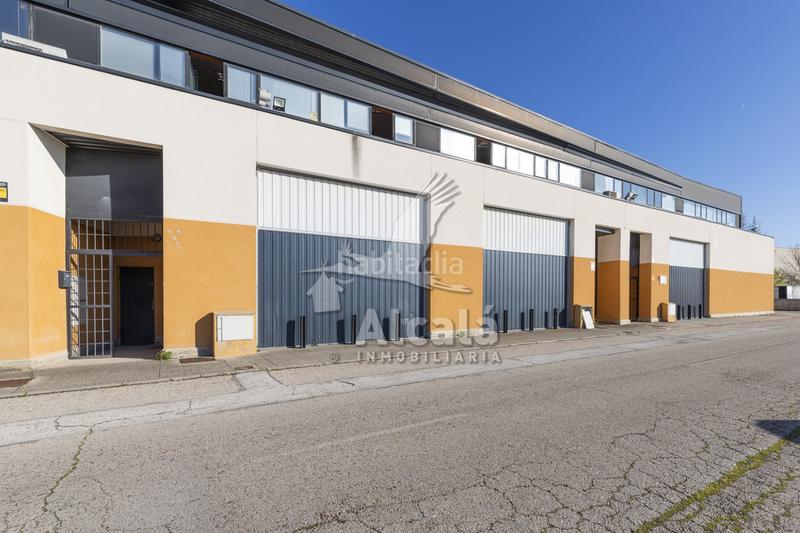 Foto 3f83ad27-9335-40e7-bc47-95c3085757e6. Industrial building in Camarma de Esteruelas