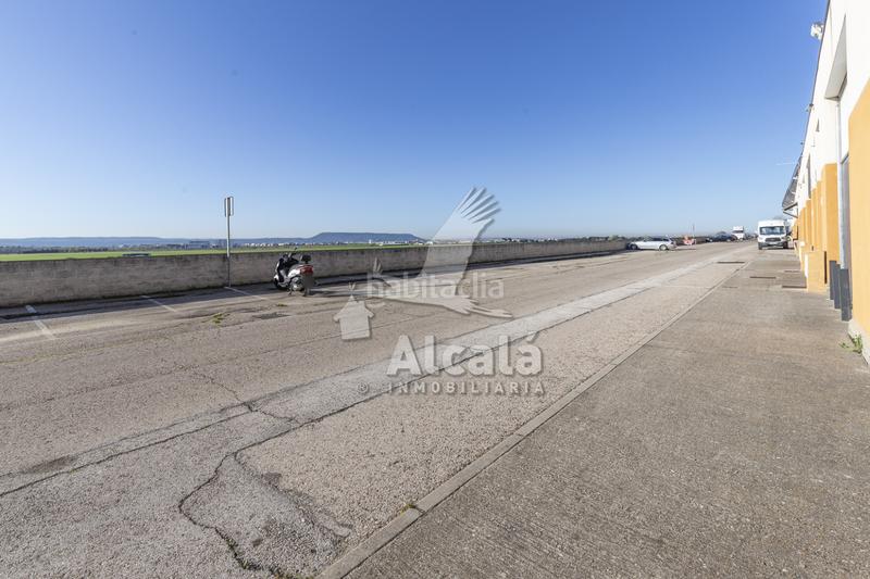 Foto 81519c79-c7ff-42f0-9779-1c081759e39b. Industrial building in Camarma de Esteruelas