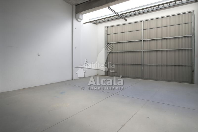 Foto d37915fa-cc39-49ff-b767-18ece08320ed. Industrial building in Camarma de Esteruelas