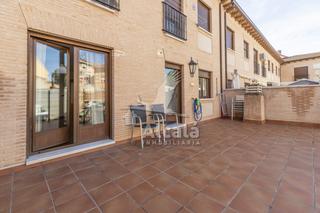 Appartement à Villanueva de la Torre. Piso con amplia terraza en el centro de villanueva de la torre