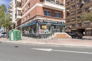 Local commercial à Estación-Parque O´Donnell