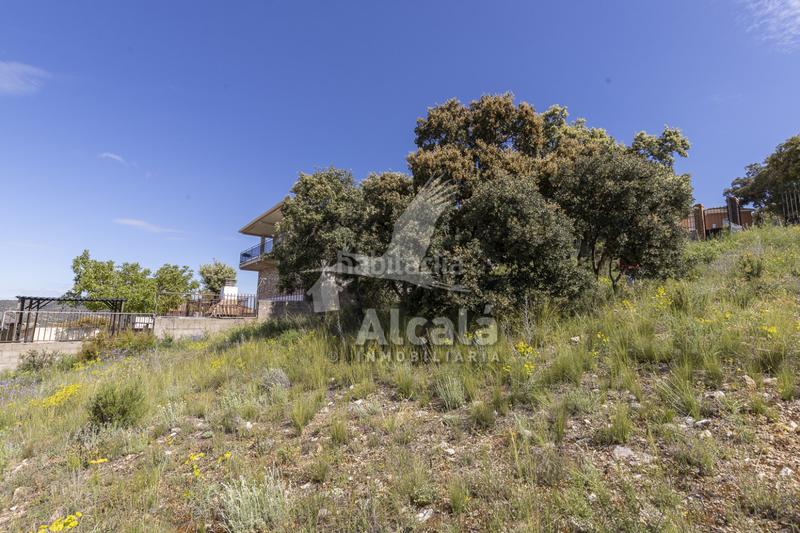 Foto 176b4c98-602b-4992-9cae-ed74130aea49. Terrain résidentiel dans Fuentenovilla