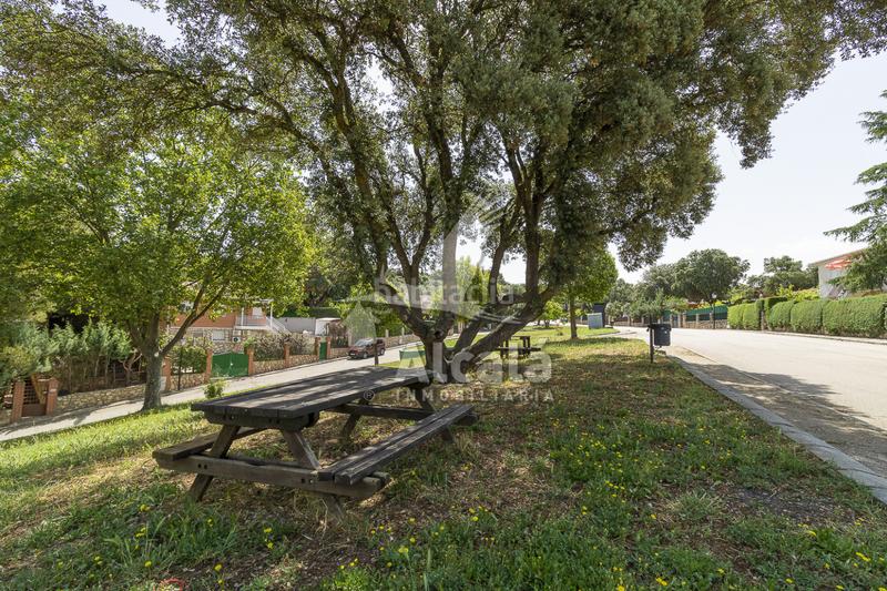 Foto 3df5c48e-e7b3-46ca-b16b-eae1cefdc324. Terrain résidentiel dans Fuentenovilla