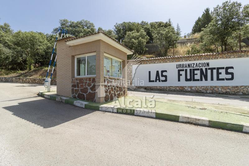 Foto baf248b0-046d-4b8e-a5a0-6c36504ff442. Terrain résidentiel dans Fuentenovilla